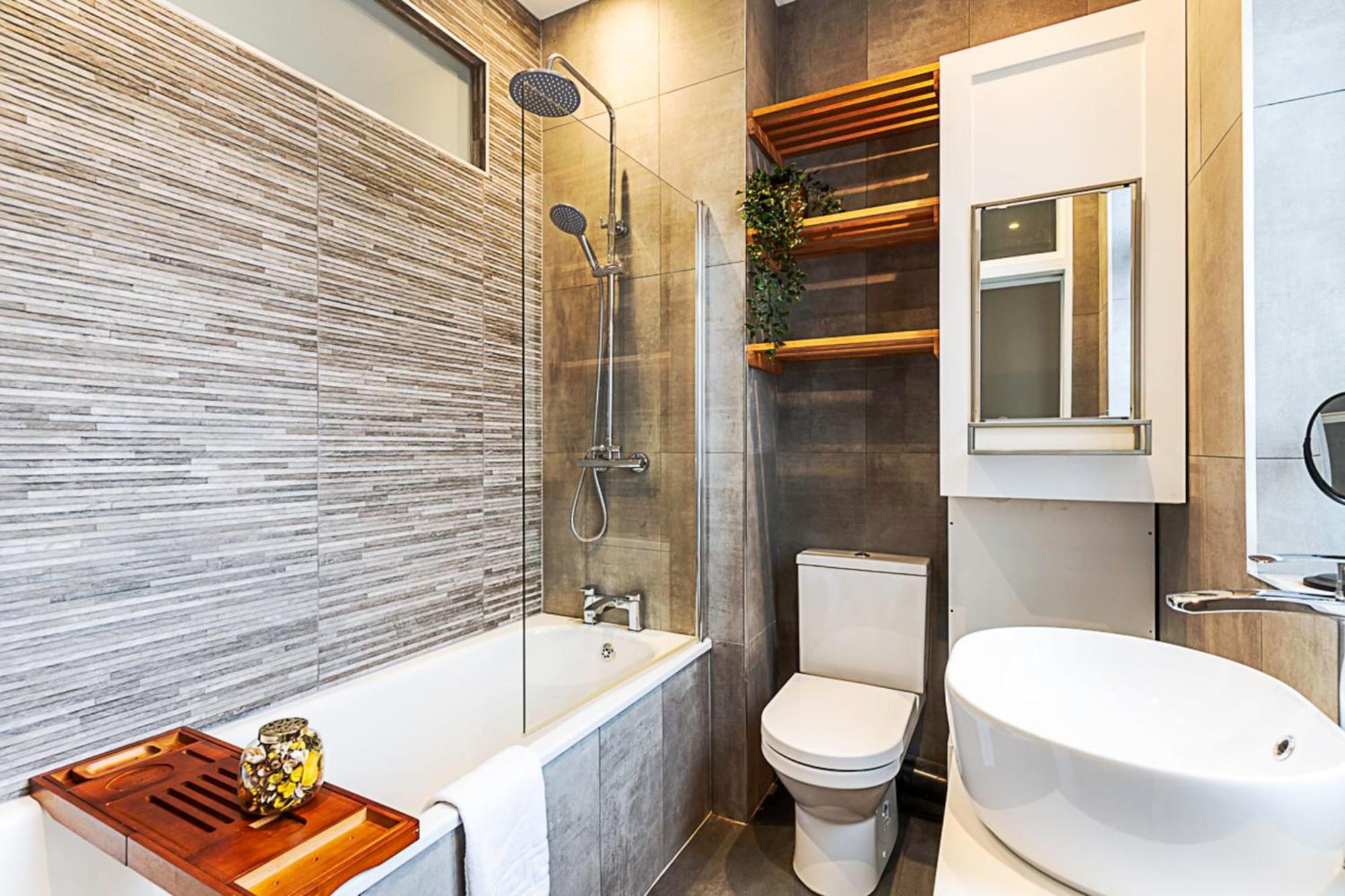 Appartamento Lovely Bishops Park Flat Londra