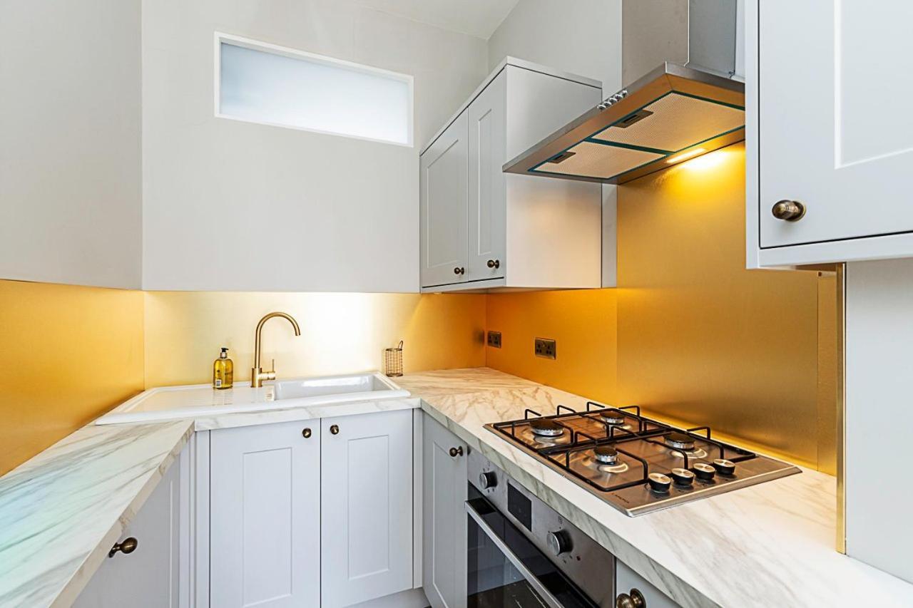 Appartamento Lovely Bishops Park Flat Londra